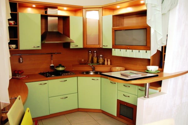 зеленая кухня МДФ