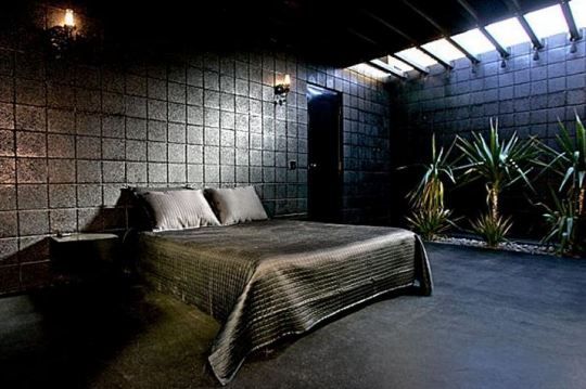 черная спальня в стиле лофт