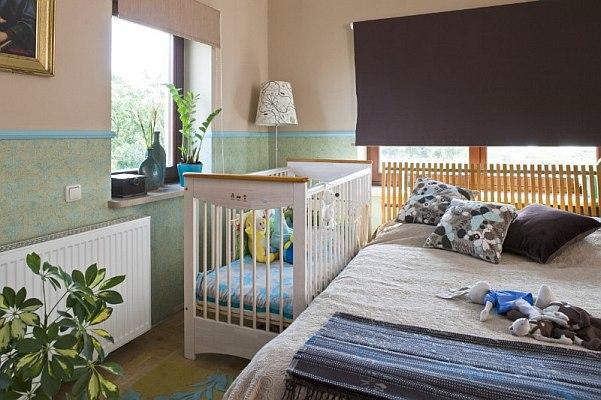 Дизайн Спальни с Детской Кроваткой — Зонирование на спальню и детскую